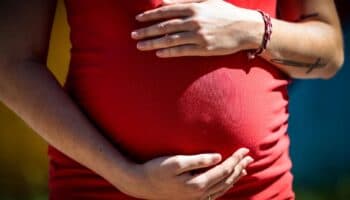 Argentina: Cae embarazo adolescente por feminismo y anticonceptivos