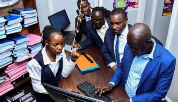 Activistas de Uganda impugnan nueva ley anti-LGBTIQ ante el Tribunal Constitucional