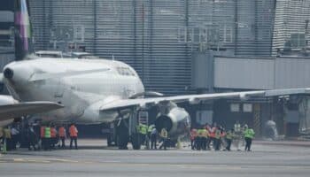 AMLO confirma entrega de AICM a Marina y anuncia más aeropuertos