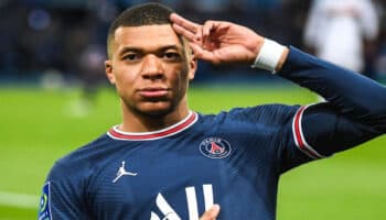 Real Madrid desmiente negociaciones con Mbappé: 'Es rotundamente falso'