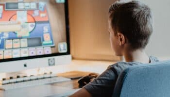 ESRB propone usar reconocimiento facial para verificar edad de 'gamers'