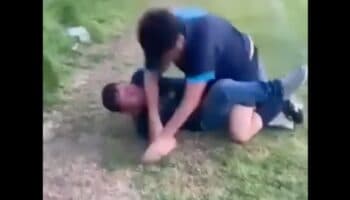 Alcalde en Puebla se lía a golpes en partido de futbol