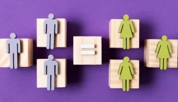 Participación de mujeres en el mercado laboral se mantiene muy por debajo de la de los hombres: Ramírez