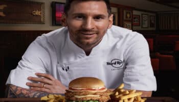 ¿Antojo de algo rico? ¿Qué tal un Messi Chicken Sandwich? | Video