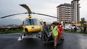 Nepal suspende vuelos turísticos tras accidente donde murieron mexicanos