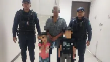 Rescatan a dos niños amarrados y abandonados en vivienda