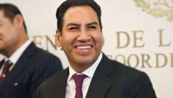 Líder morenista del Senado vive en penthouse de 22 mdp: Reforma