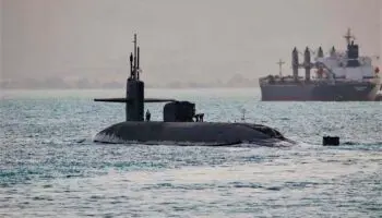 Submarino estadounidense con armas nucleares llega a Corea del Sur