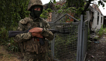 Ucrania asegura que usará bombas de racimo sólo para desocupar su territorio
