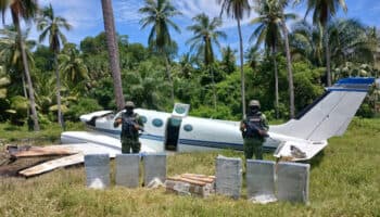 Avión con 460 kilogramos de cocaína se estrella en Chiapas