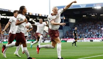 Premier League: Manchester City comienza la defensa del título arrasando al Burnley