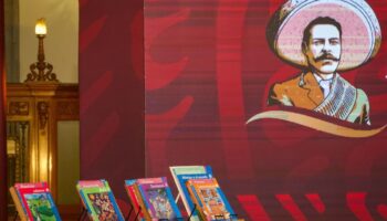 Himno Nacional Mexicano tiene equivocadas las notas musicales en libros de SEP, imprecisión grave: Musicóloga | Video