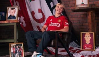 Rasmus Hojlund ficha con el Manchester United por 83 millones de euros