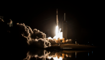 ¿Cuál es el objetivo de la misión tripulada de NASA y SpaceX rumbo a la EEI?