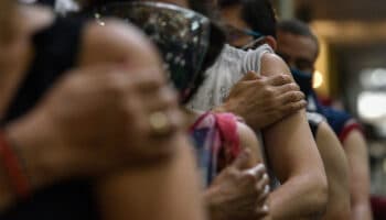 ‘Localizan’ a personas desaparecidas en registro de vacunas