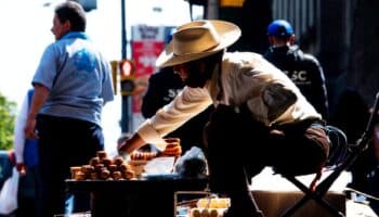 Aumento de salario mínimo benefició a 4 de cada 10 mexicanos: Ramírez | Entérate