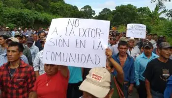 Video | Indígenas de la Lacandona marchan para denunciar el acoso del crimen organizado