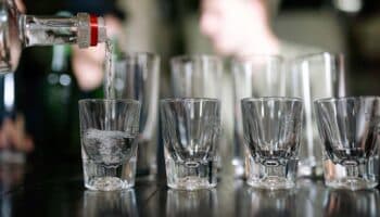 5 vodkas con sabor que pasaron las pruebas de Profeco