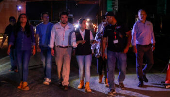 A 48 horas del impacto de 'Otis', aparece Evelyn Salgado en la zona de desastre