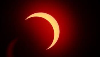 Un vistazo al eclipse solar 2023 en el continente | Fotogalería