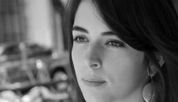 “Desde que murió mi papá sabía que iba a tener que escribir sobre él”: Aura García-Junco |Video