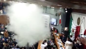 NL: Dante Delgado acusa al PRI y PAN de 'regresión democrática' tras caos en Congreso