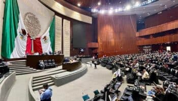 Muere trabajador dentro de la Cámara de Diputados; encuentran su cuerpo 2 días después