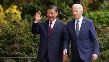 Reunión entre EU y China en la APEC hizo al mundo detener la respiración: Giugale | Video