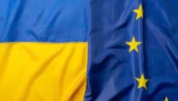 En medio de la guerra, Ucrania inicia conversaciones para ingresar a la Unión Europea