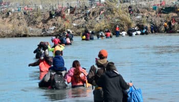 Coyuntura migratoria ha orillado a Biden a repetir recetas de Trump: Guillén | Video