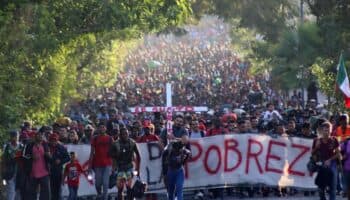 Sale de Chiapas caravana de más de 10 mil migrantes rumbo a Estados Unidos