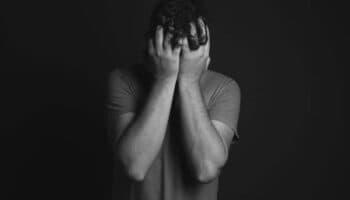 Casi el 30 % de las personas en México viven con dolor crónico: especialistas