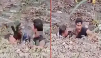 Fuertes Imágenes | Captan la muerte de migrantes ahogados en fango en el Río Bravo