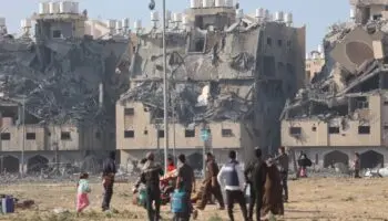 Constantes bombardeos al Sur de Gaza tras fin de la tregua Israel-Hamás