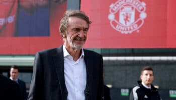 Manchester United vende 25% de sus acciones a Jim Ratcliffe