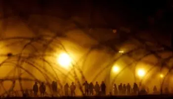 Tribunal suspende otra vez ley que permite expulsión de migrantes desde Texas