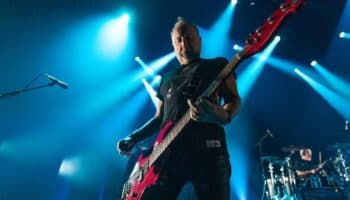 Peter Hook regresa a México para tocar temas de Joy Division y New Order