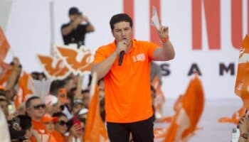 Álvarez Máynez niega que haya platicado sobre una candidatura