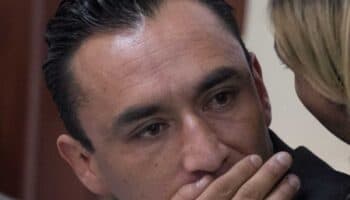 Denuncian a morenista por amenazar a funcionarias electorales con arma de fuego