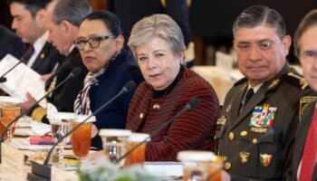 México ofrece apoyo migratorio a EU pero insiste en atender sus causas