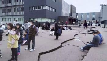 Japón activa la alerta de tsunami tras sismo de magnitud 7.4