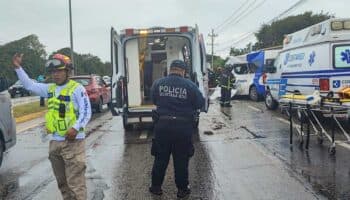 Mueren seis personas por choque en tramo Puerto Aventuras-Tulum