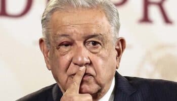 Aristegui en Vivo: Gobierno ‘condona’ impuestos a Pemex; proyecto para blindar leyes irá con iniciativas de AMLO; aprueban enjuiciar a Mayorkas y más