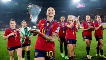 Jenni Hermoso asegura que las jugadoras de la selección, "solas", lo harían "mucho mejor"