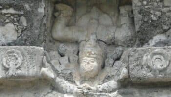 Resurge el esplendor de los siete dioses descendentes de Tulum
