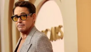 Robert Downey Jr. se burla de su papel como 'Iron Man'