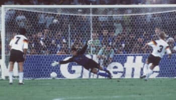 "El futbol perdió a uno de sus grandes protagonistas (Brehme)": Goycochea | Video