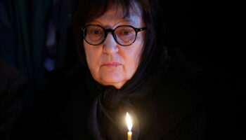 Justicia rusa rechaza la denuncia de madre de Navalni contra autoridades penitenciarias