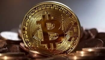 Legitimación institucional dio pie al aumento récord del precio del Bitcoin: Giugale | Video