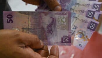 Confianza de consumidor se contrajo en febrero: Inegi